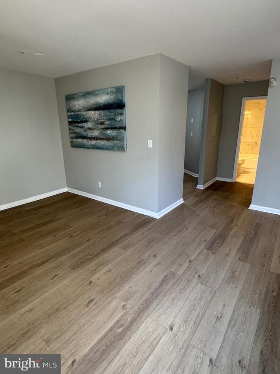 13409 Shady Knoll Dr #113, Silver Spring, MD 20904