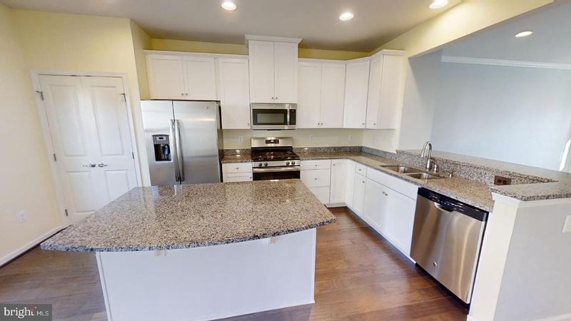5974 Jefferson Commons Way, Frederick, MD 21703