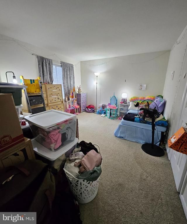 4100 Daniels Ave #201, Annandale, VA 22003