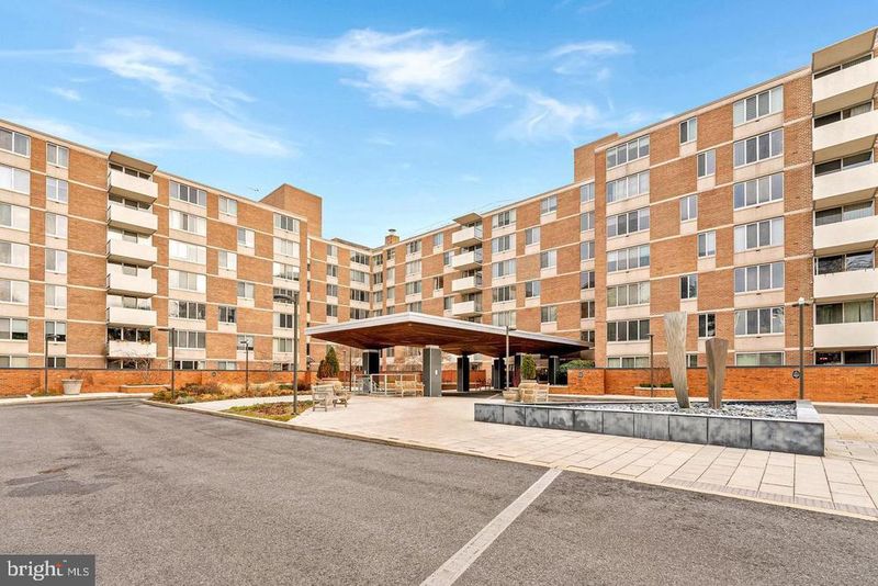 2939 Van Ness St NW #1212, Washington, DC 20008