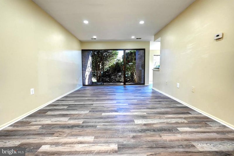 415 Christopher Ave #11, Gaithersburg, MD 20879