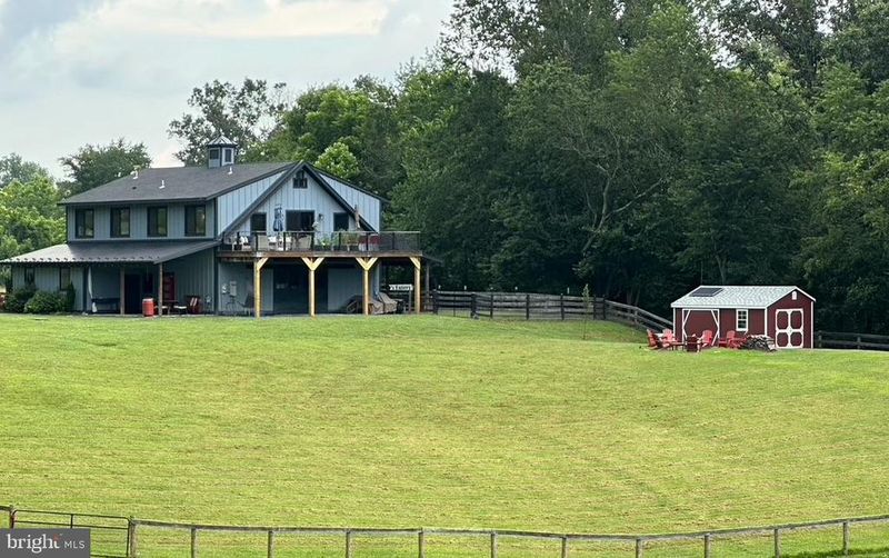 22887 Hopeful Ln, Middleburg, VA 20117