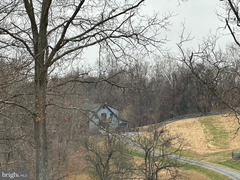 22887 Hopeful Ln, Middleburg, VA 20117
