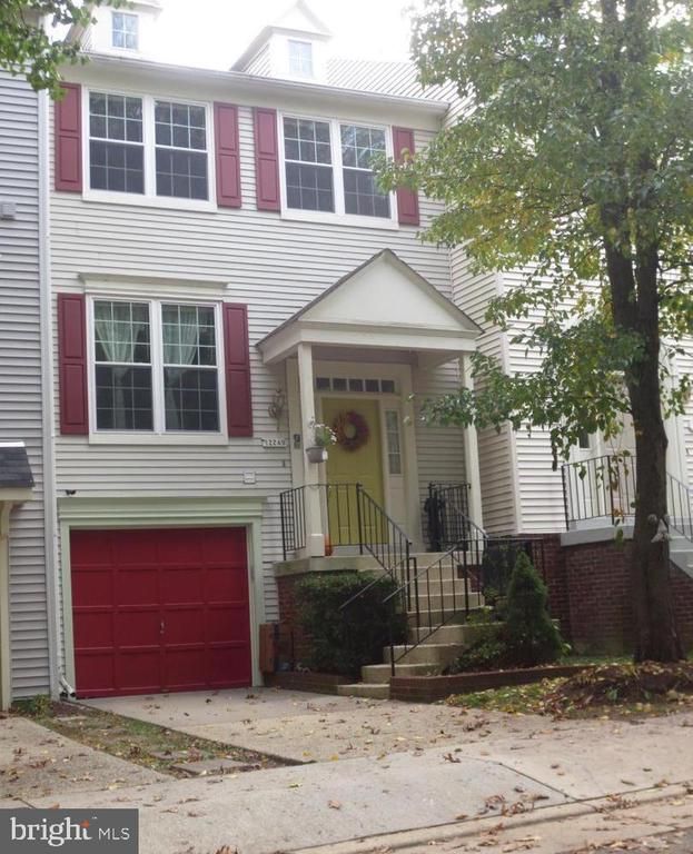 12249 Wye Oak Commons Cir #83, Burke, VA 22015