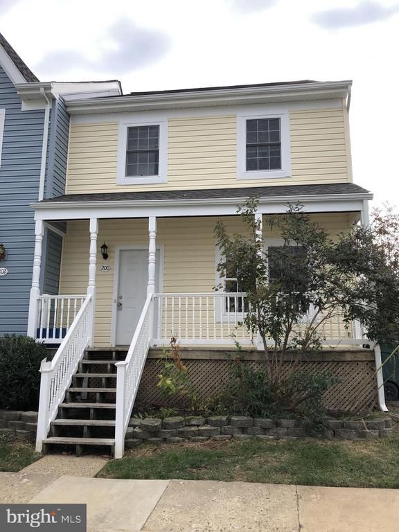 200 Surry Ln, Stafford, VA 22554