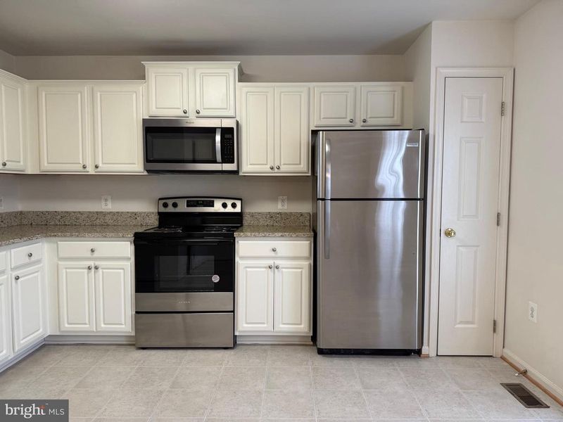 109 Merrill Ct, Stafford, VA 22554