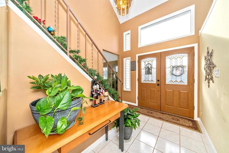 11296 Windsor Ct, Ijamsville, MD 21754