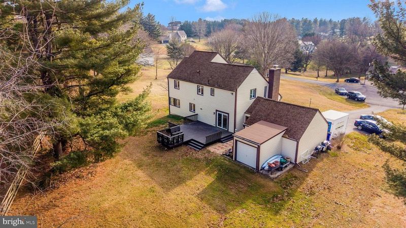 11296 Windsor Ct, Ijamsville, MD 21754