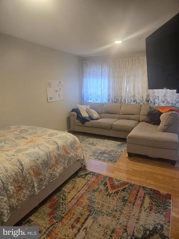 11044 Birchtree Ln #26, Laurel, MD 20723