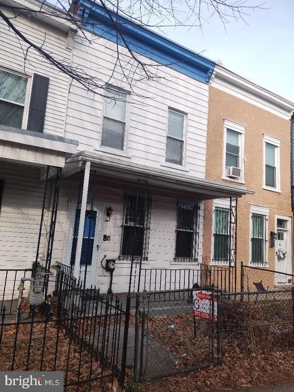 1718 Independence Ave SE, Washington, DC 20003