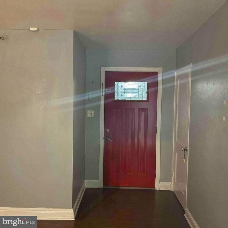 4805 68th Ave, Hyattsville, MD 20784