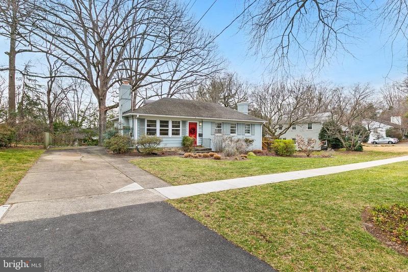 4410 Saul Rd, Kensington, MD 20895