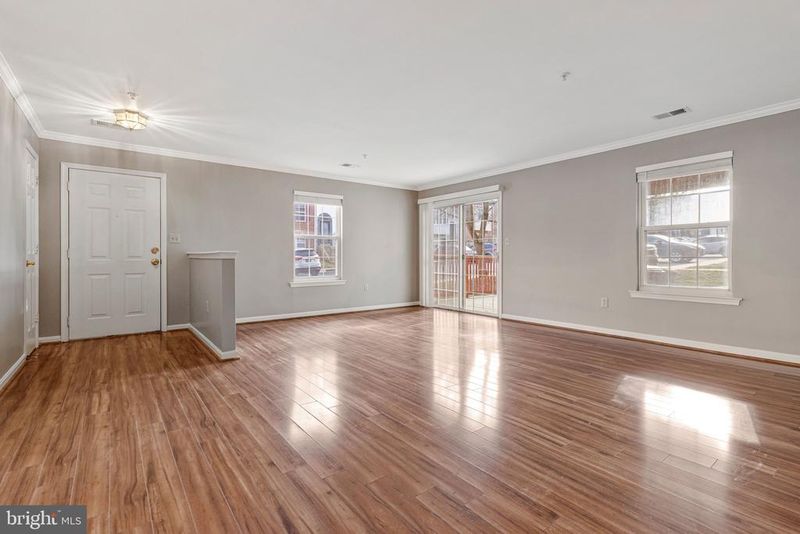 4323 Apple Orchard Ln, Suitland, MD 20746