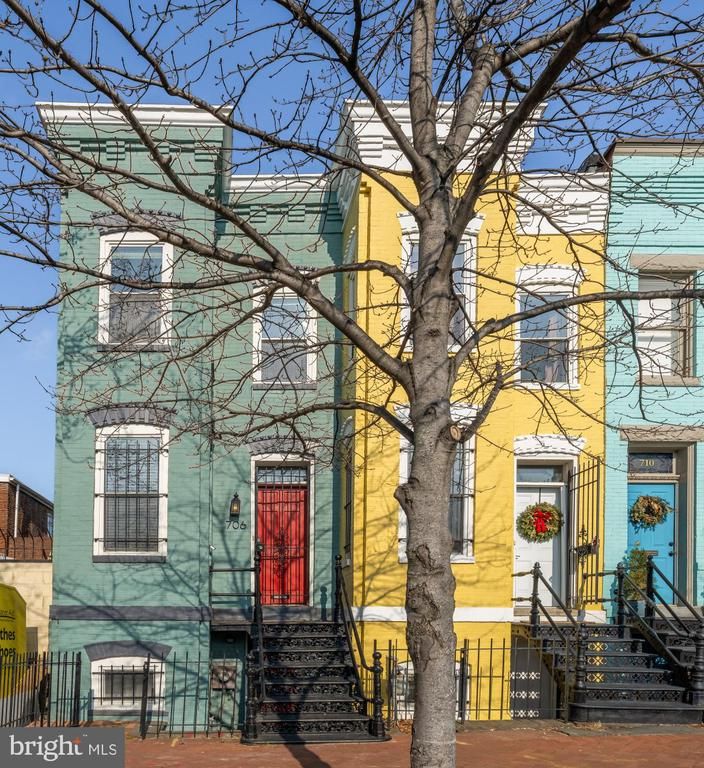 706 L St SE, Washington, DC 20003