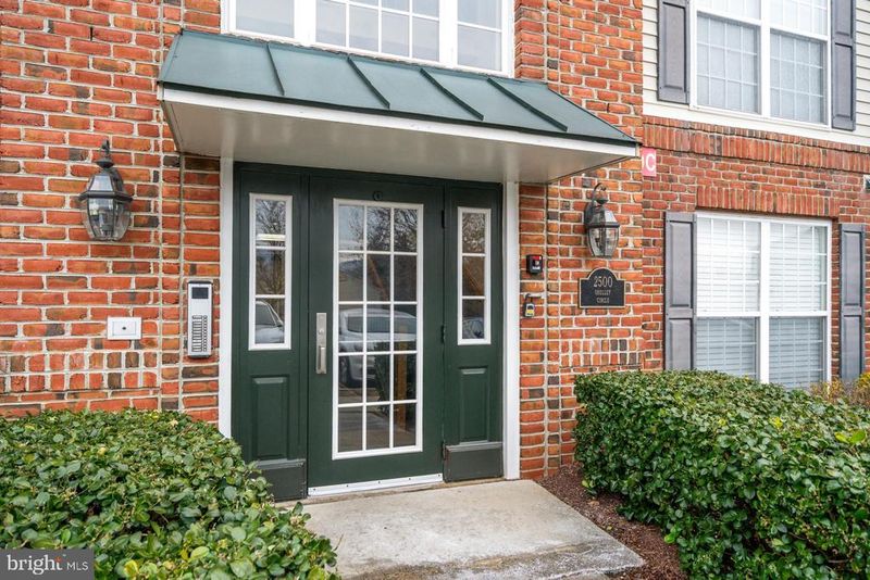 2500 Shelley Cir #2A, Frederick, MD 21702