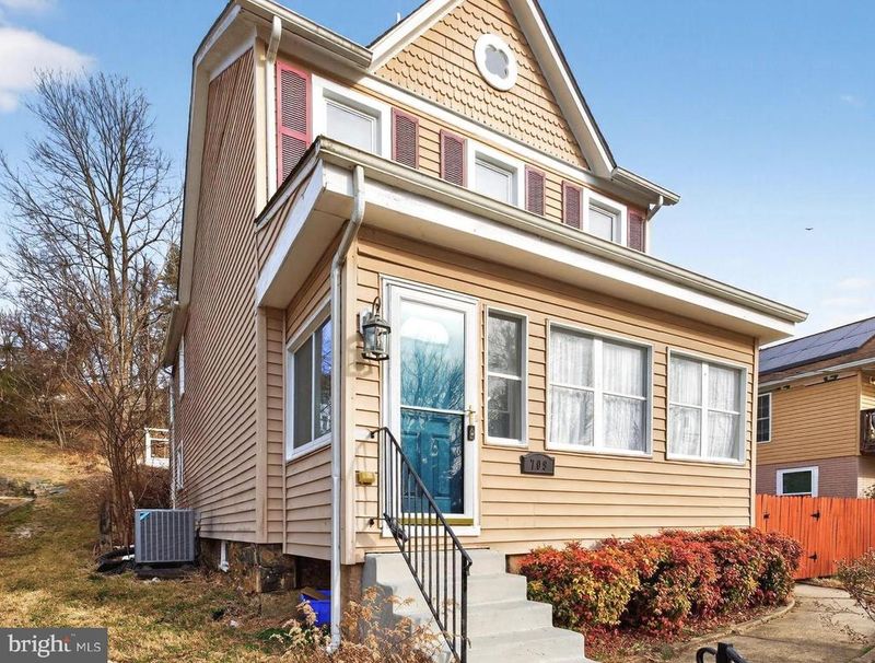 709 E Potomac St, Brunswick, MD 21716