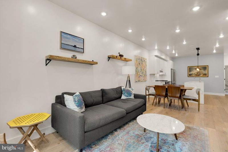 81 U St NW #A, Washington, DC 20001