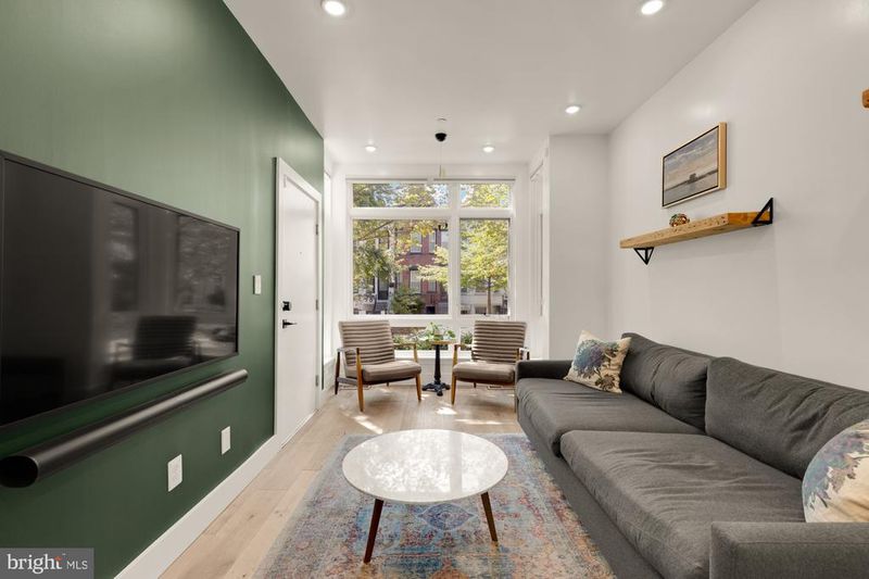 81 U St NW #A, Washington, DC 20001