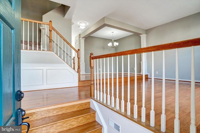 43787 Virginia Manor Ter, Ashburn, VA 20148