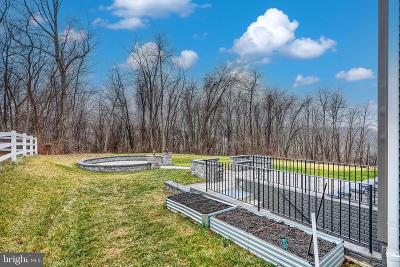 13605 Otono Dr, Mount Airy, MD 21771