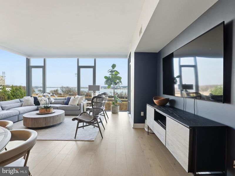1201 N Royal St #407, Alexandria, VA 22314