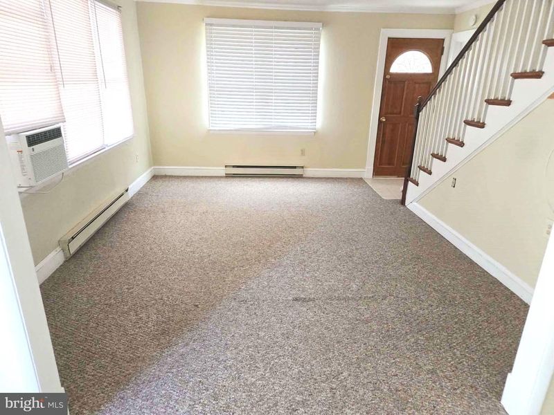 6049 Parkers Creek Dr, Deale, MD 20751