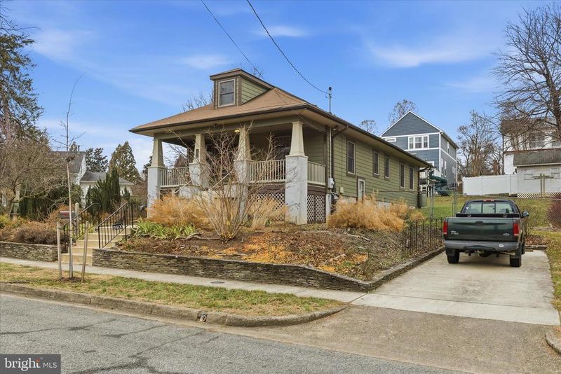 2400 Valley Way, Cheverly, MD 20785