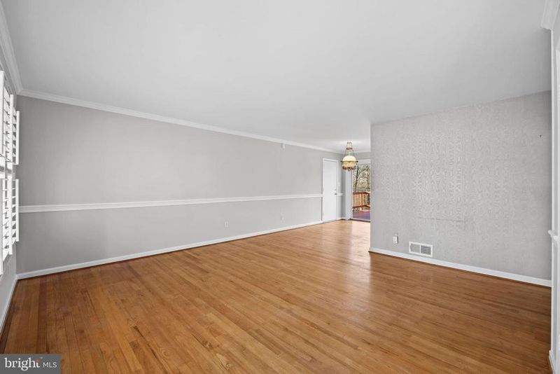8106 Karl Rd, Alexandria, VA 22308