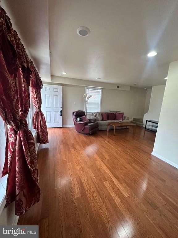 6621 Stockton Ln, Hyattsville, MD 20784