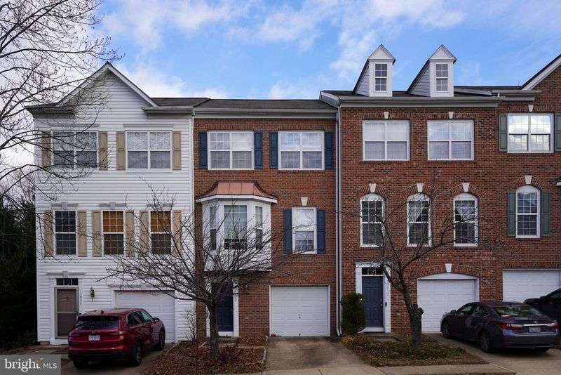 13932 Gothic Dr, Centreville, VA 20121