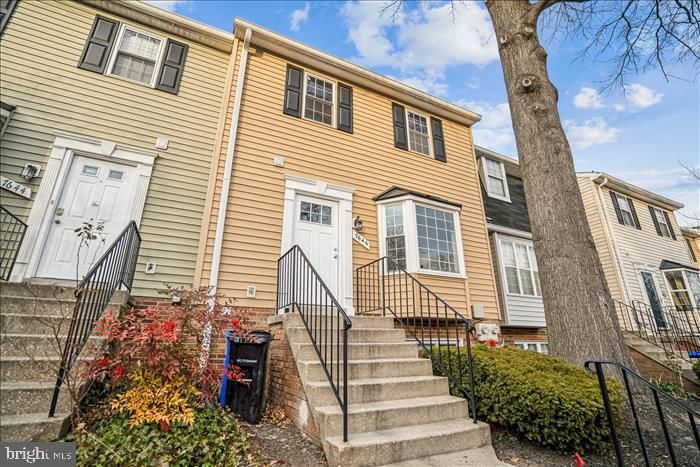 7646 S Arbory Ln #320, Laurel, MD 20707