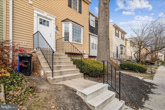 7646 S Arbory Ln #320, Laurel, MD 20707