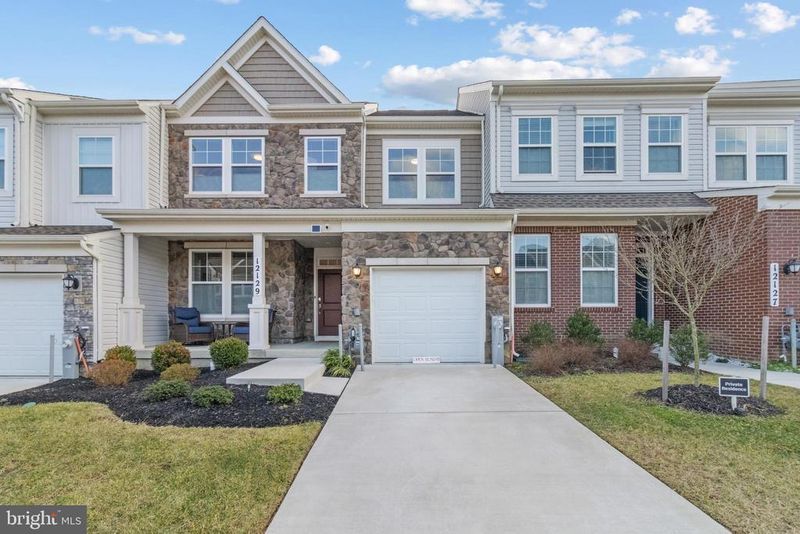 12129 American Chestnut Rd, Bowie, MD 20720