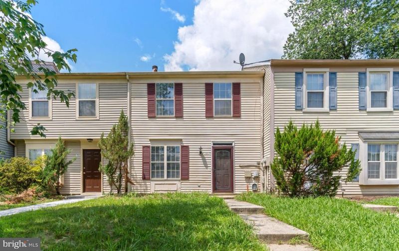4201 Drake Ct, Waldorf, MD 20603