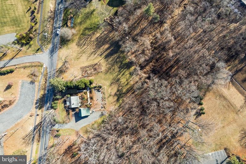 9813 Georgetown PIKE, Great Falls, VA 22066
