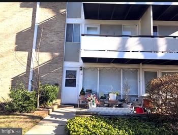 7504 Spring Lake Dr #A, Bethesda, MD 20817