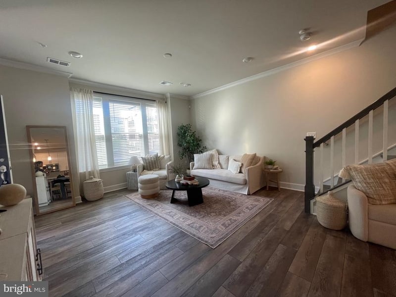 43489 Stonewood Crossing Ter, Ashburn, VA 20148