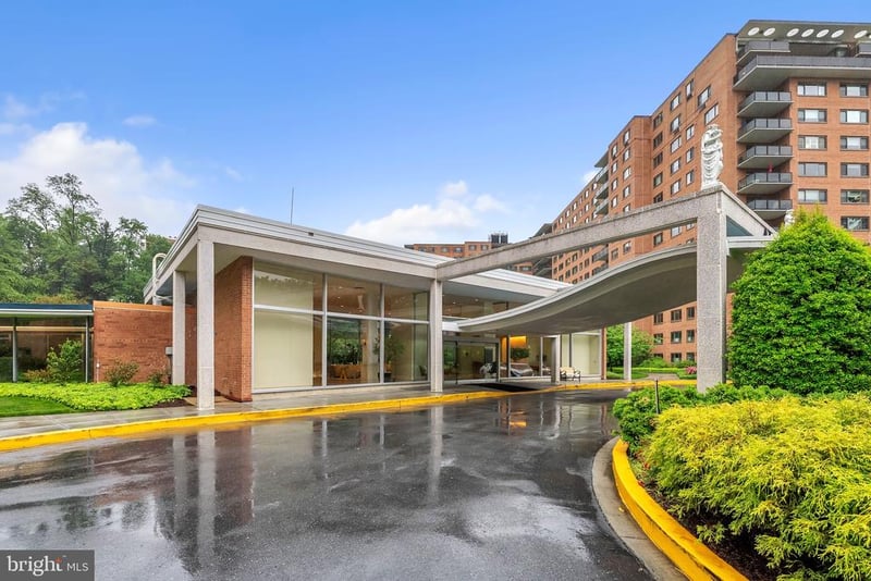 4201 Cathedral Ave NW #918W, Washington, DC 20016