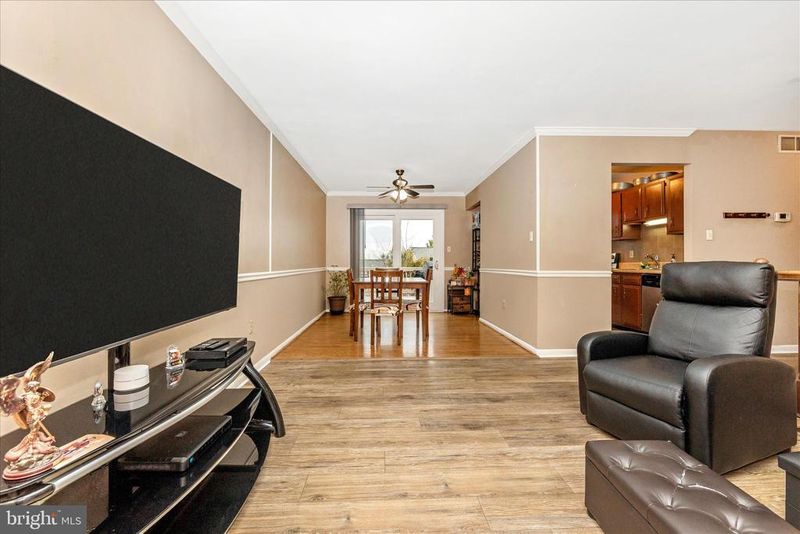 274 Longford Dr, Frederick, MD 21702