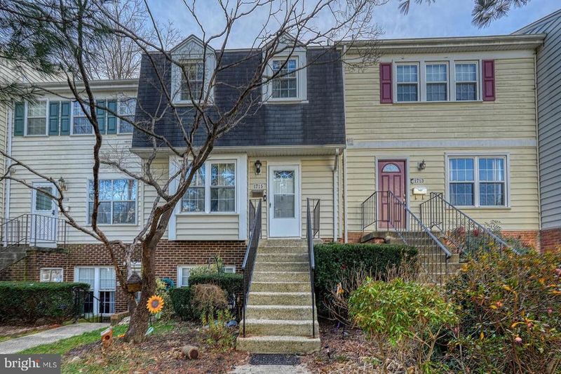 1715 Hart Ct, Crofton, MD 21114