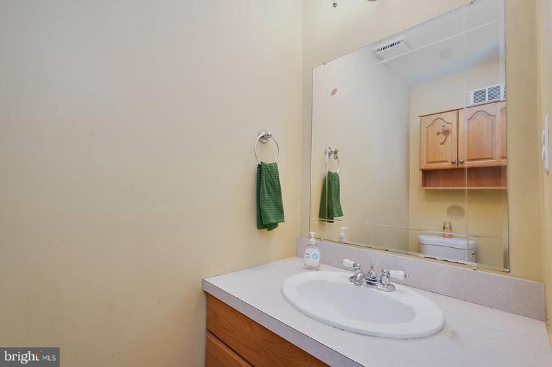 1715 Hart Ct, Crofton, MD 21114