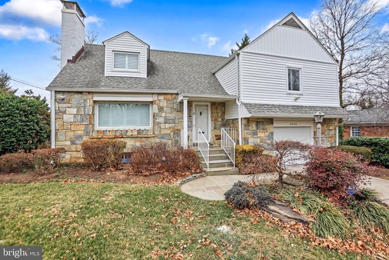 3906 Ridge Rd, Annandale, VA 22003