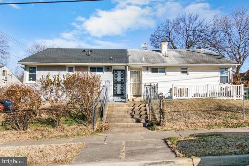 7736 Oxman Rd, Landover, MD 20785