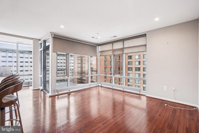 6506 America Blvd #711, Hyattsville, MD 20782