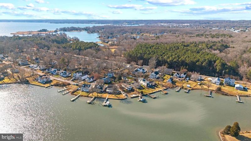 5931 Flood Ave, Deale, MD 20751