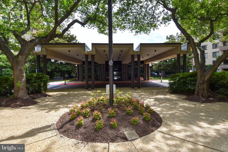 5225 Pooks Hill Rd #1214N, Bethesda, MD 20814