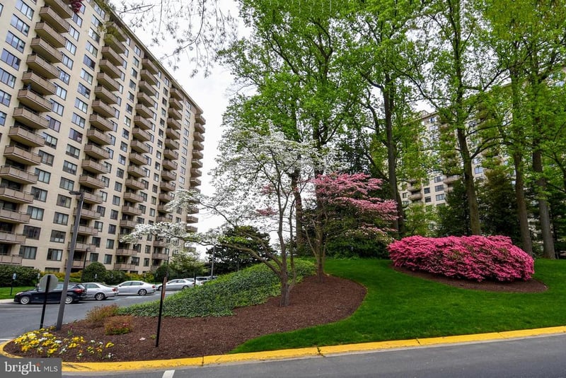 5225 Pooks Hill Rd #1214N, Bethesda, MD 20814