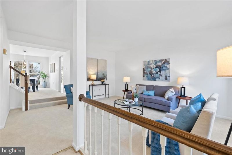 6121 Wellington Commons Dr, Alexandria, VA 22310