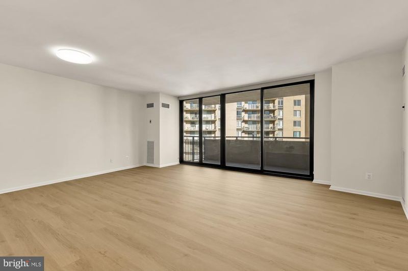 4620 N Park Ave #1211E, Chevy Chase, MD 20815