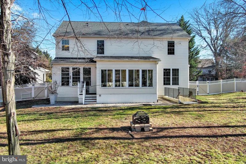 1590 Chapman Rd, Crofton, MD 21114
